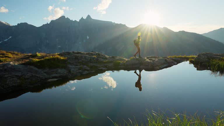 https://media.gettyimages.com/id/1457945028/video/woman-hiking-in-norwegian-mountains.jpg?b=1&s=640x640&k=20&c=TXwNkgvYibG8tdClQRiXfrBoOcgNefZn8bSRtesBFiY=