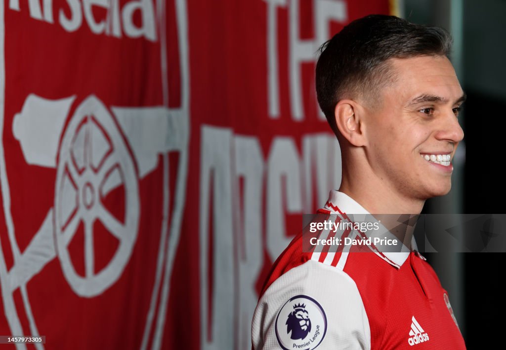 Arsenal Unveil New Signing Leandro Trossard