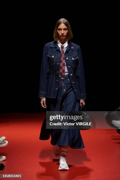 Model walks the runway during the Kenzo Ready to Wear Fall/Winter 2023-2024 fashion show as part of the Paris Men Fashion Week on January 20, 2023 in...