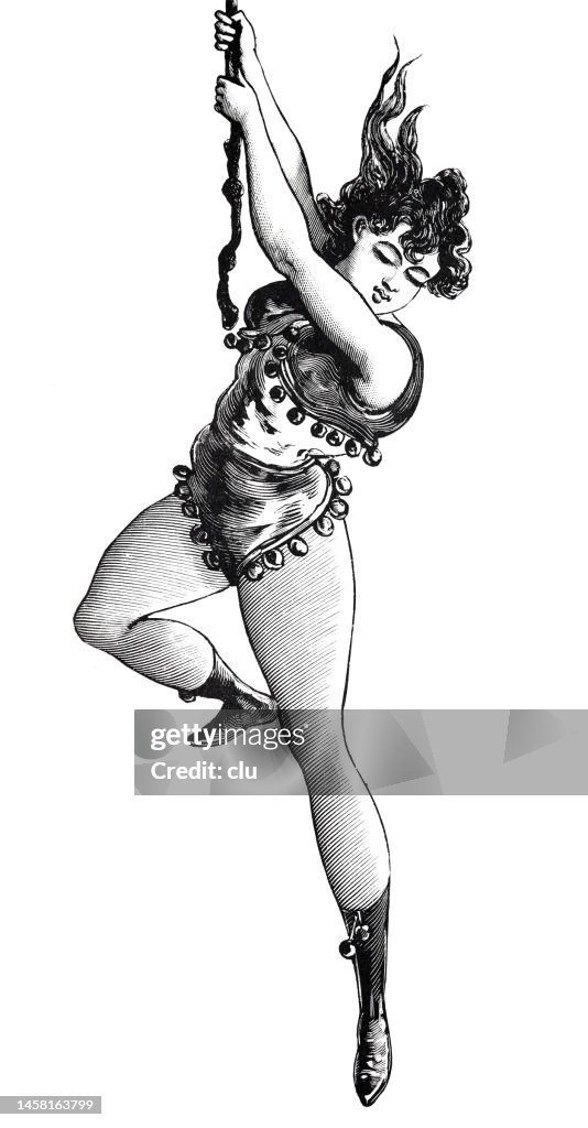 Junger Künstler hängt an einem Seil und schaut nach unten, weißer Hintergrund