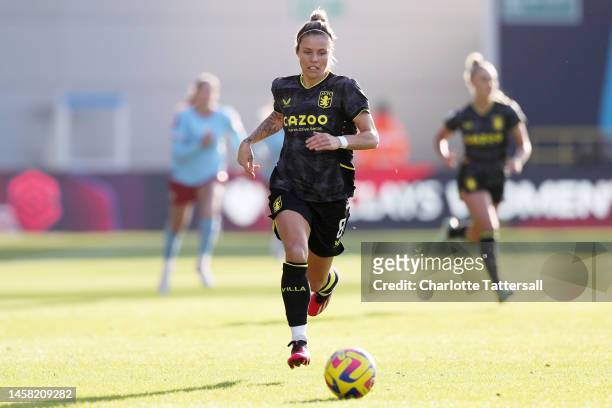 Rachel Daly of Aston Villa runs with the ball during the FA Women's Super League match between Manchester City and Aston Villa at The Academy Stadium...