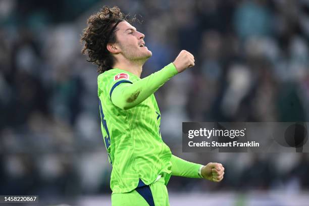 Jonas Wind of VfL Wolfsburg celebrates after scoring the team's second goal during the Bundesliga match between VfL Wolfsburg and Sport-Club Freiburg...
