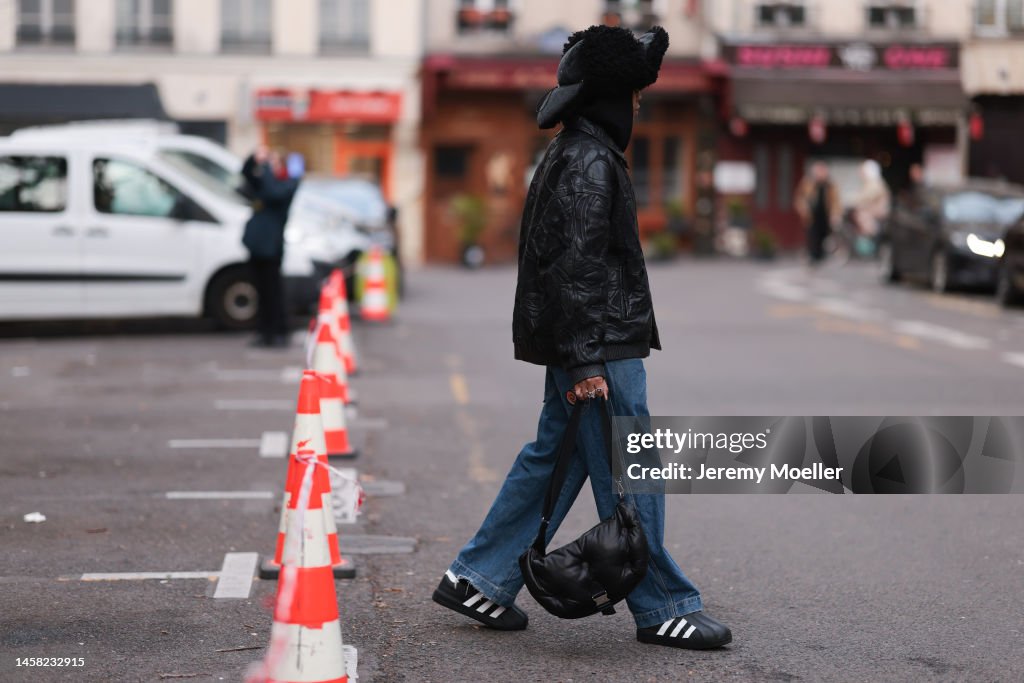Street Style - Paris Fashion Week - Menswear Fall-Winter 2023-2024 : Day Three