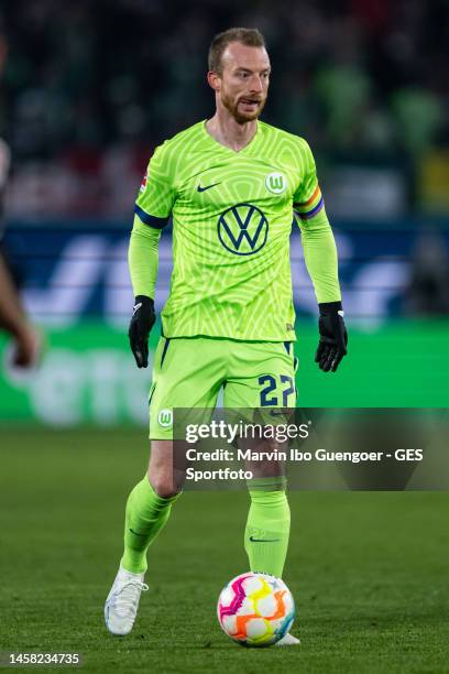 Maximilian Arnold of Wolfsburg controls the ball during the Bundesliga match between VfL Wolfsburg and Sport-Club Freiburg at Volkswagen Arena on...