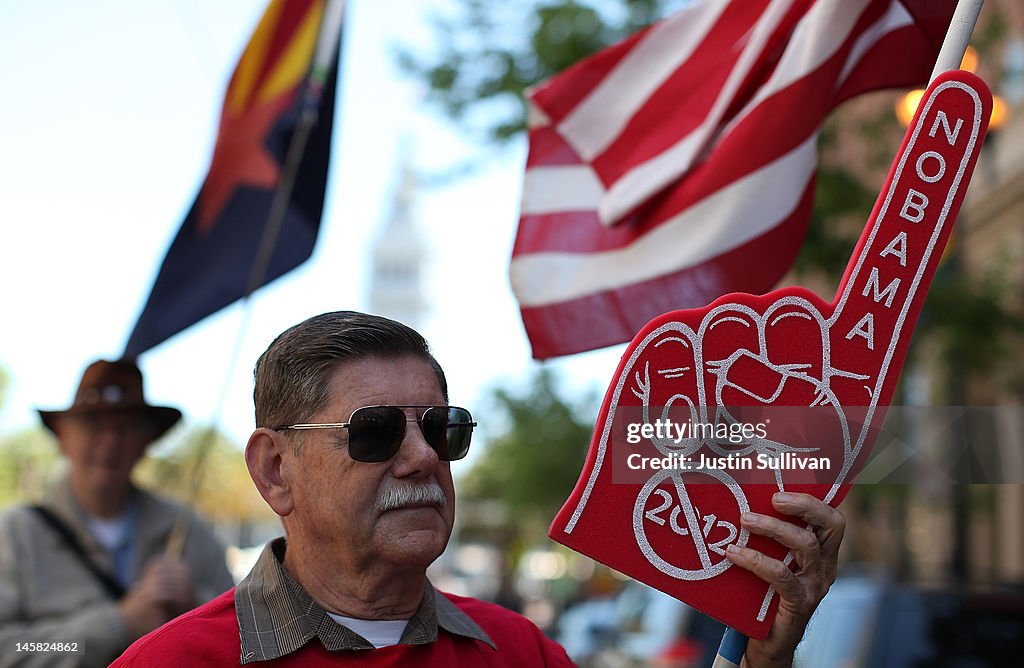 Tea Party Protests At Obama Fundraiser In San Francisco