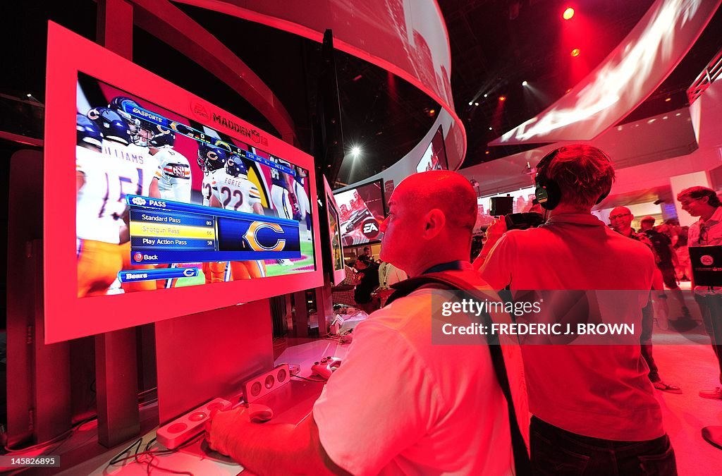 Gaming fans sample EA Sports Madden NFL 