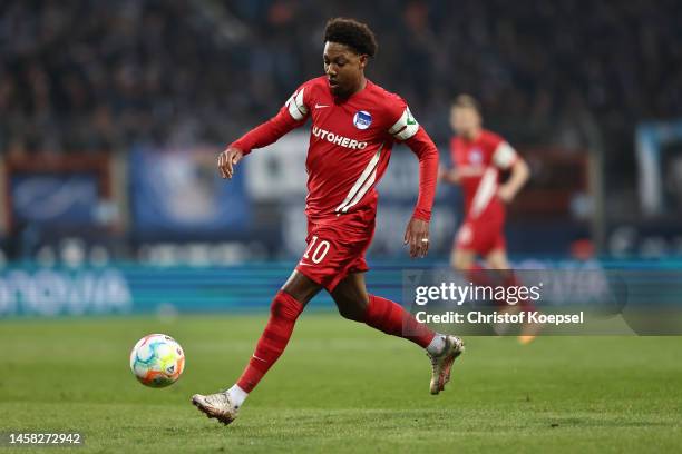 Jean-Paul Boetius of Hertha BSC Berlin runs with the ball during the Bundesliga match between VfL Bochum 1848 and Hertha BSC at Vonovia Ruhrstadion...