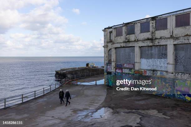 Margate Lido Photos And Premium High Res Pictures Getty Images margate-lido-photos-and-premium-high-res-pictures-getty-images