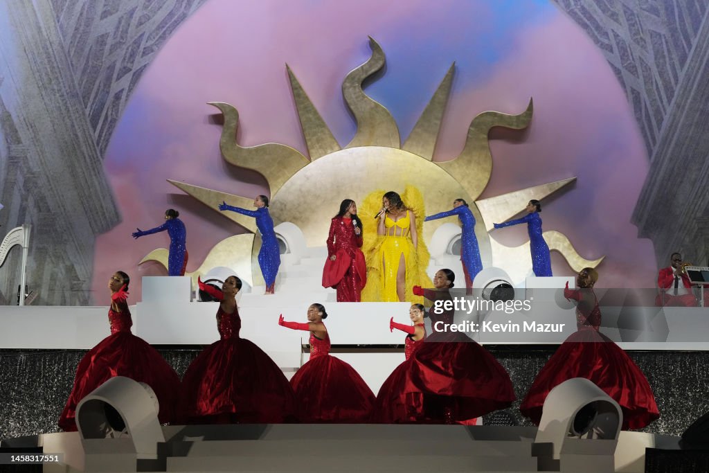 Atlantis The Royal Grand Reveal Weekend 2023 - Beyonce Performance