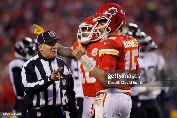 Patrick Mahomes of the Kansas City Chiefs talks with umpire Paul King on challenge of a first down marker against the Jacksonville Jaguars during the...