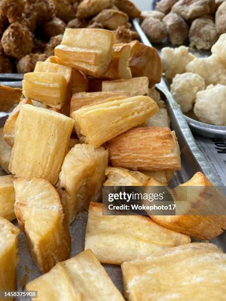 fried cassava - cassava bildbanksfoton och bilder