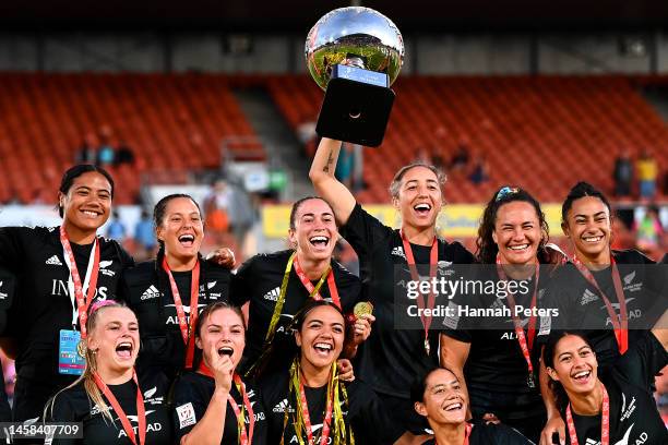 Women's champions New Zealand celebrate with the trophy after their victory in the 2023 HSBC Sevens match between the United States and New Zealand...