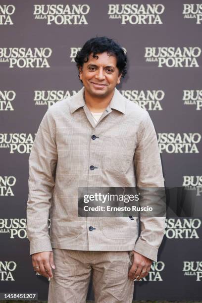 Indian-American director M. Night Shyamalan attends the photocall for "Knock At The Cabin" at Hotel de Russie on January 22, 2023 in Rome, Italy.