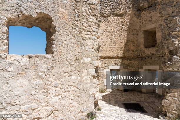 rocca calascio - rocca calascio stock pictures, royalty-free photos & images