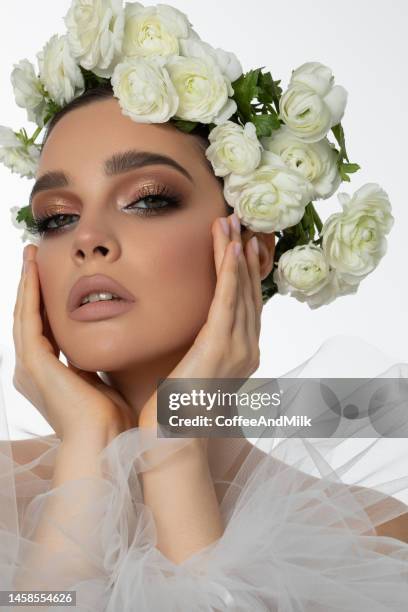 young beautiful woman - bridal makeup stockfoto's en -beelden