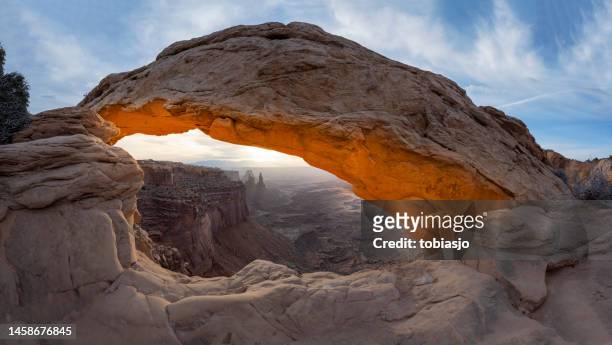 mesa arch sunrise - island in the sky stock pictures, royalty-free photos & images
