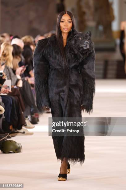 Model Naomi Campbell walks the runway during the Schiaparelli Haute Couture Spring Summer 2023 show as part of Paris Fashion Week on January 23, 2023...