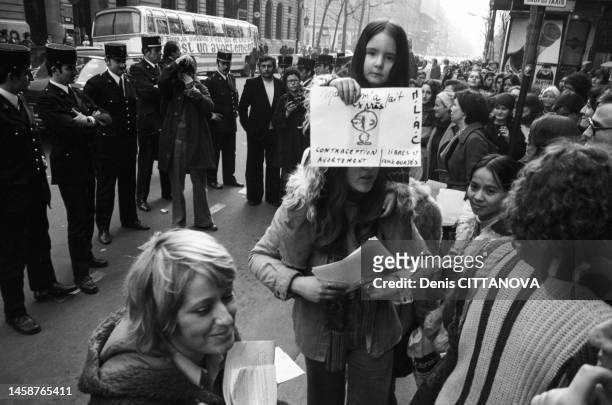 Manifestation du MLAC à Paris, le 22 mars 1974.