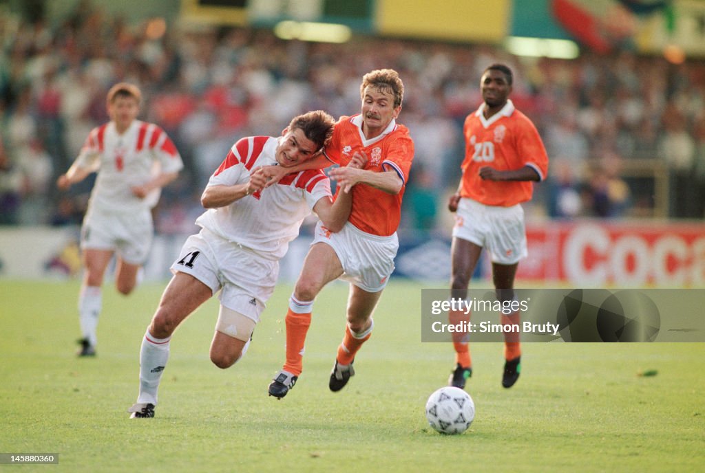 UEFA Euro '92 Group 2 - Netherlands v USSR