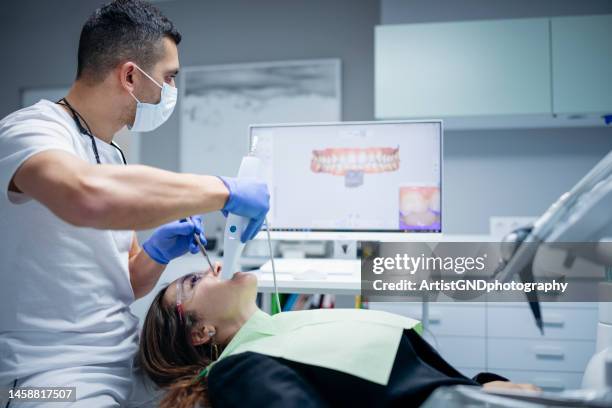 moderner 3d-dentalscanner. - zahntechnik stock-fotos und bilder
