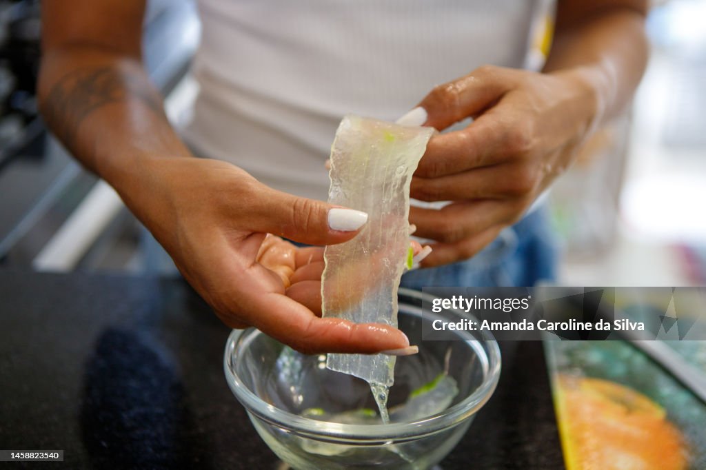 Preparation of aloe vera for cosmetic use