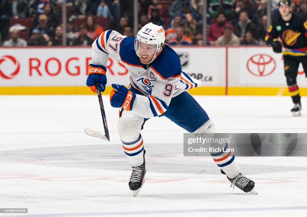 Edmonton Oilers v Vancouver Canucks