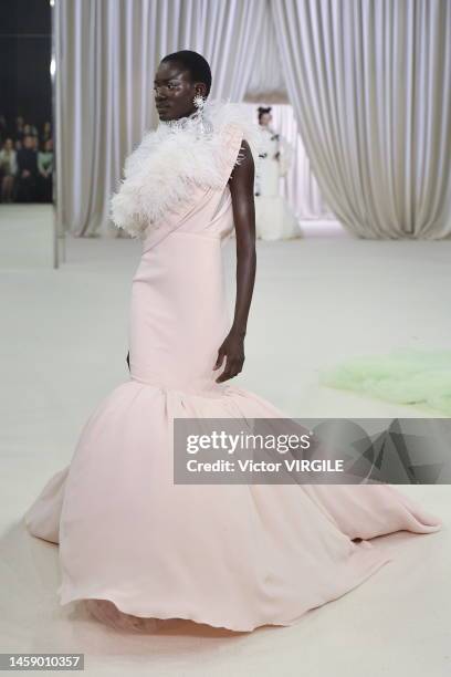 Model walks the runway during the Giambattista Valli Haute Couture Spring/Summer 2023 fashion show as part of the Paris Haute Couture Week on January...