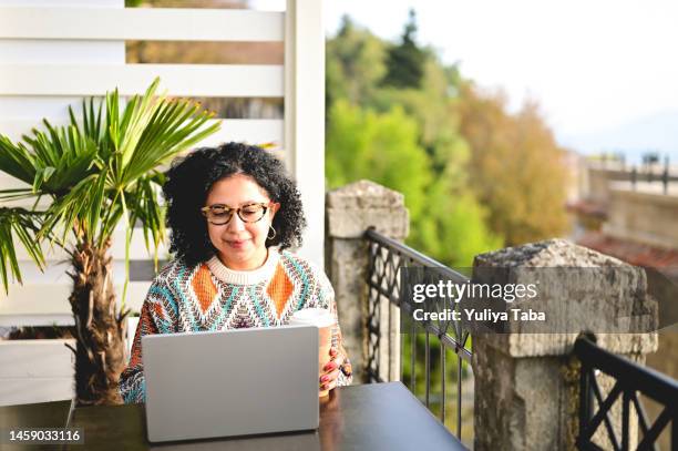 Outside A Computer 108,641 On Computer Outside Stock Photos, High-Res Pictures, and Images ...