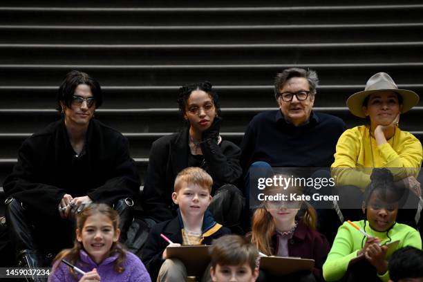 Jordan Hemingway, FKA Twigs, Mark Wallinger and Es Devlin with schoolchildren at the launch of the "The Wild Escape" campaign at Natural History...