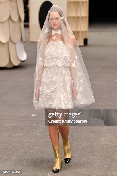 Model walks the runway during the Chanel Haute Couture Spring Summer 2023 show as part of Paris Fashion Week on January 24, 2023 in Paris, France.