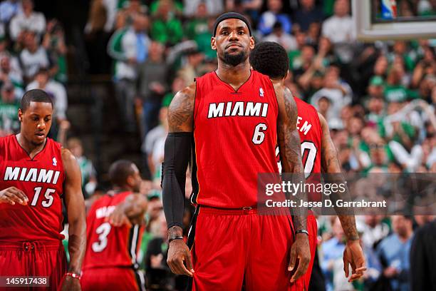 Lebron James First Game Photos and Premium High Res Pictures - Getty Images