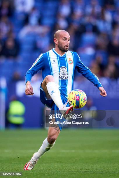 Aleix Vidal of RCD Espanyol controls the ball during the LaLiga Santander match between RCD Espanyol and Real Betis at RCDE Stadium on January 21,...