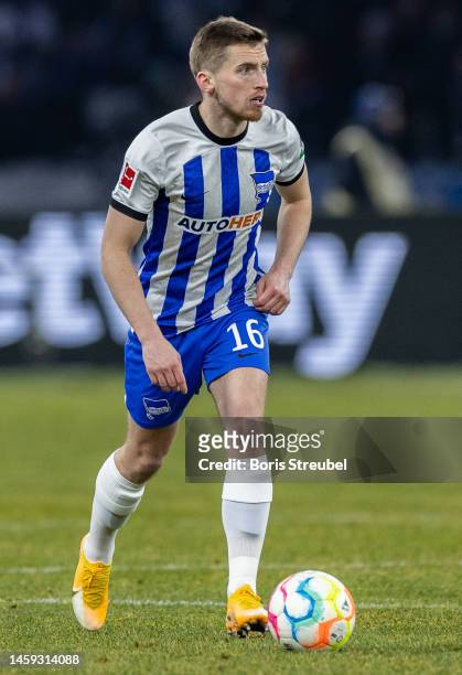 Jonjoe Kenny of Hertha BSC runs with the ball during the Bundesliga match between Hertha BSC and VfL Wolfsburg at Olympiastadion on January 24, 2023...