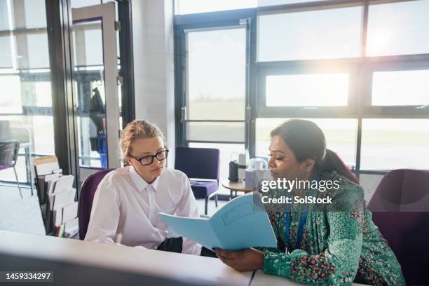 matrícula escolar - neurodiversidad fotografías e imágenes de stock