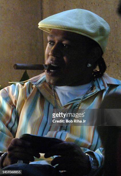 Producer and Entertainer 'Master P' during break in filming on the set of television show CSI:NY, September 1, 2004 in Los Angeles, California.