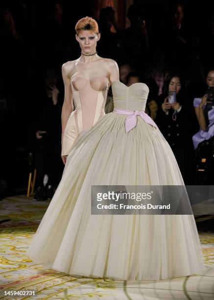 Model walks the runway during the Viktor & Rolf Haute Couture Spring Summer 2023 show as part of Paris Fashion Week on January 25, 2023 in Paris,...