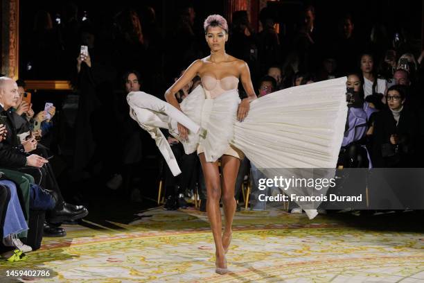 Model walks the runway during the Viktor & Rolf Haute Couture Spring Summer 2023 show as part of Paris Fashion Week on January 25, 2023 in Paris,...