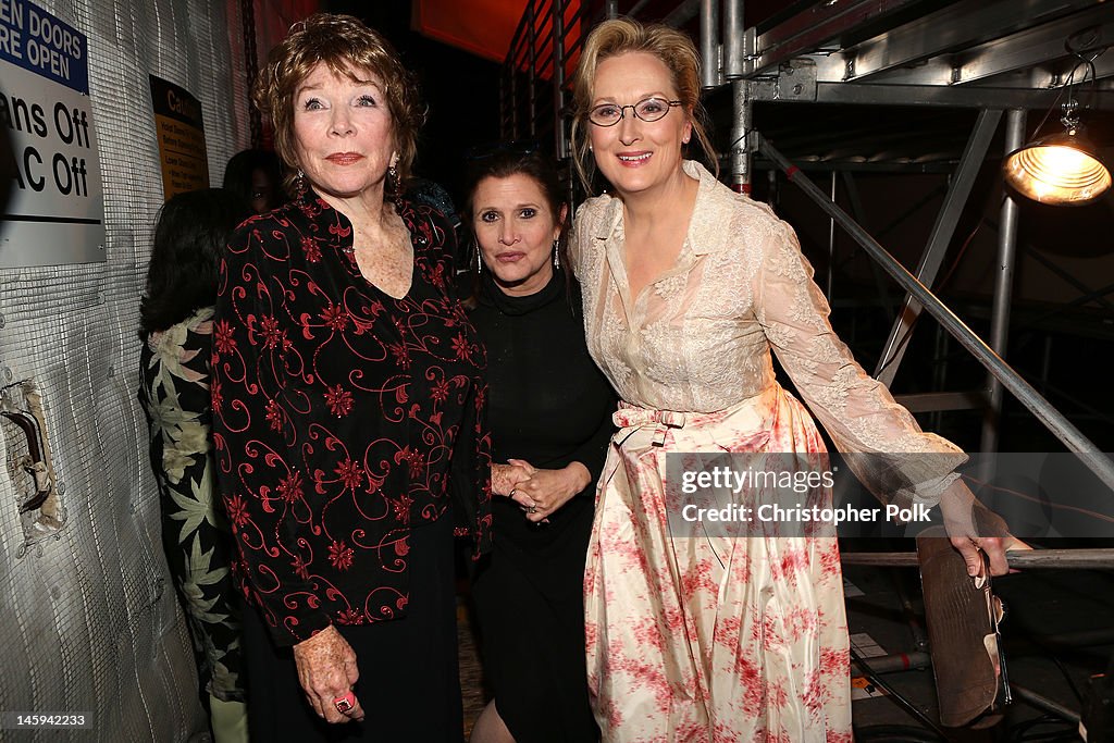 40th AFI Life Achievement Award Honoring Shirley MacLaine - Backstage And Audience