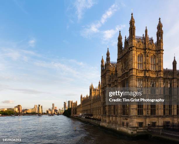 houses of parliament, london. - house of commons stock pictures, royalty-free photos & images