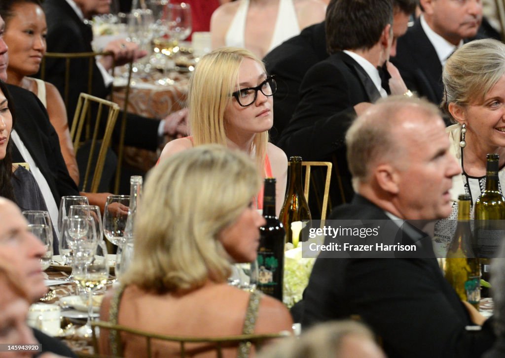 40th AFI Life Achievement Award Honoring Shirley MacLaine - Backstage And Audience