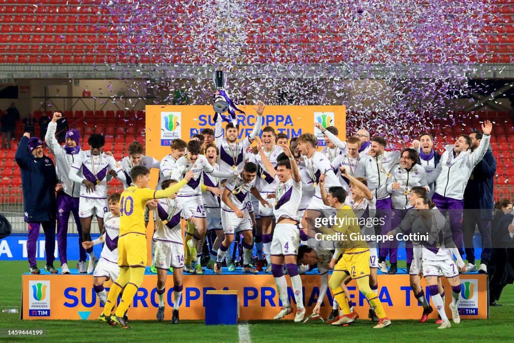 ACF Fiorentina U19 players celebrate with the trophy at end of the News  Photo - Getty Images