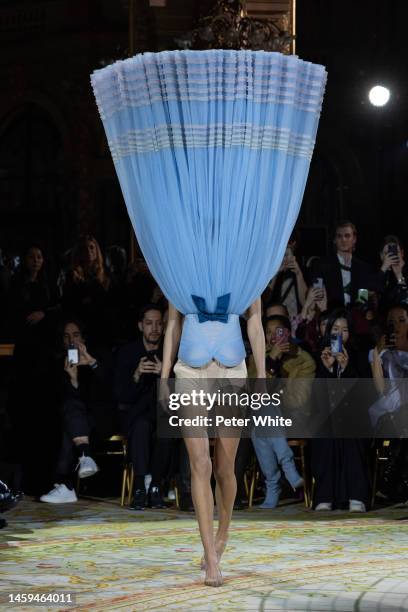 Model walks the runway during the Viktor & Rolf Haute Couture Spring Summer 2023 show as part of Paris Fashion Week on January 25, 2023 in Paris,...