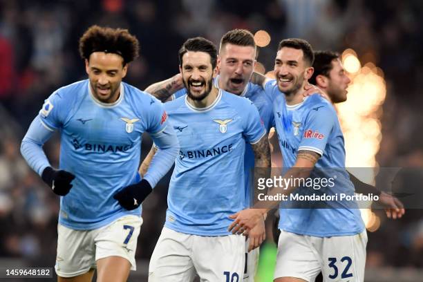 Felipe Anderson of SS Lazio celebrates with Luis Alberto, Sergej Milinkovic Savic and Danilo Cataldi after scoring the goal of 4-0 during the Serie A...