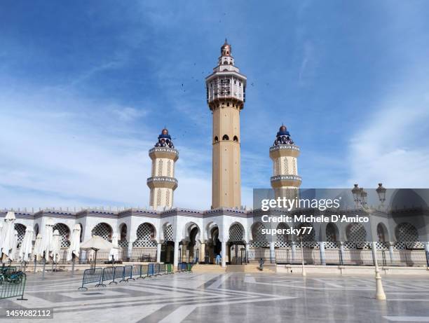 the great mosque in touba - grand mosque stock pictures, royalty-free photos & images