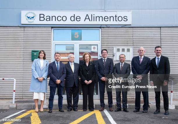 Queen Emeritus Doña Sofia with the president of Banco de alimentos de Tenerife, Hernan Ceron , during a visit to the Banco de Alimentos de Los Llanos...