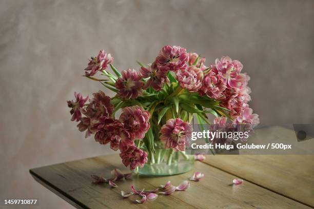 close-up of flowers in vase on table,finland - flowers vase ストックフォトと画像