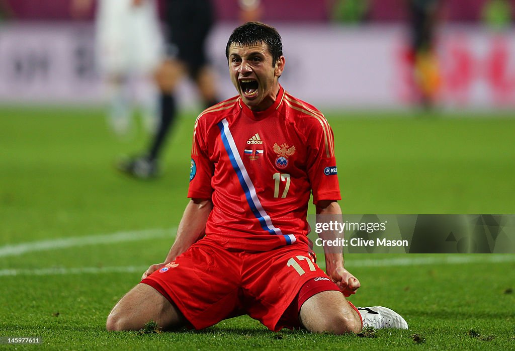 Russia v Czech Republic - Group A: UEFA EURO 2012