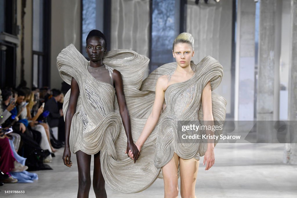 Gaurav Gupta : Runway - Paris Fashion Week - Haute Couture Spring Summer 2023