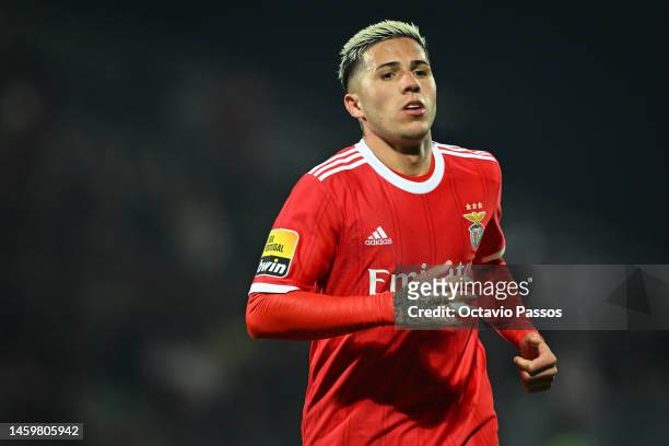 Enzo Fernandez of SL Benfica in action during the Liga Portugal Bwin match between Pacos de Ferreira and SL Benfica at Estadio Capital do Movel on...