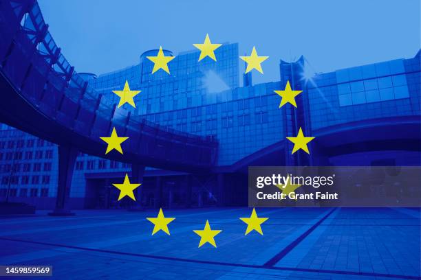 european parliament building. - europees-parlement stockfoto's en -beelden